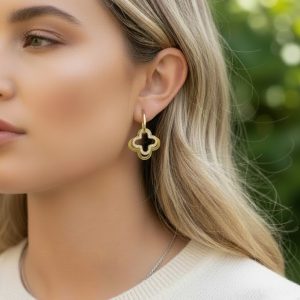 Stainless Steel Clover Charm Earrings💧